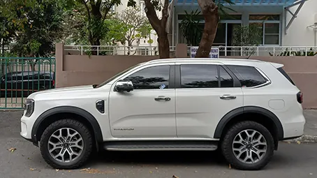 Thuê xe Kia Carnival giá rẻ
