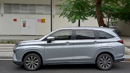 Thuê xe Kia Carnival có lái