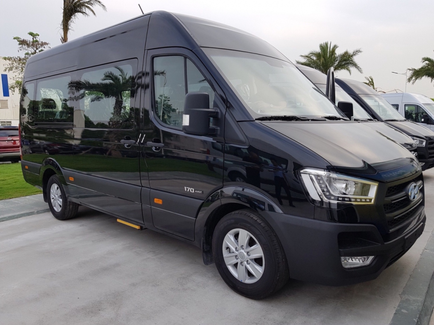 Thuê xe 16 chỗ đi Cần Thơ